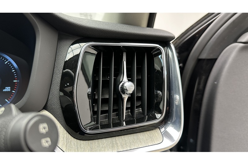 Volvo V60 D3 Inscription Pro - U2999
