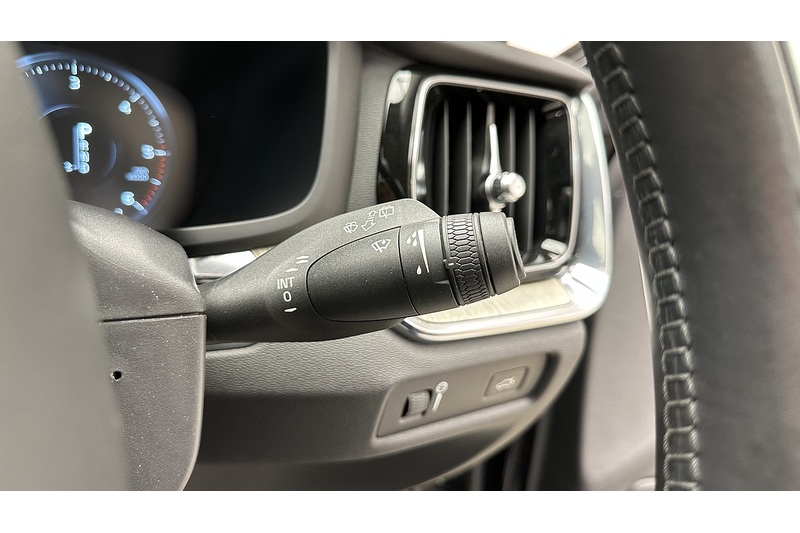 Volvo V60 D3 Inscription Pro - U2999
