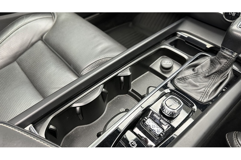Volvo V60 D3 Inscription Pro - U2999