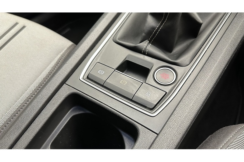 SEAT Leon TSI EVO SE Dynamic - U3008