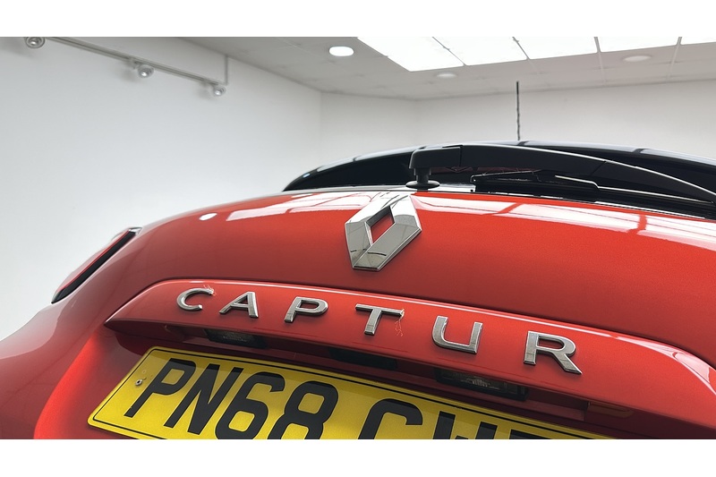 Renault Captur TCe ENERGY Iconic - U3011