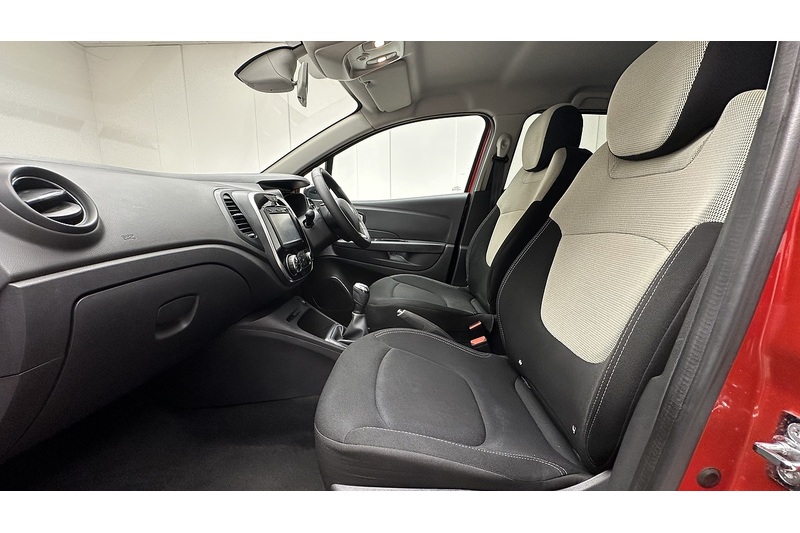 Renault Captur TCe ENERGY Iconic - U3011