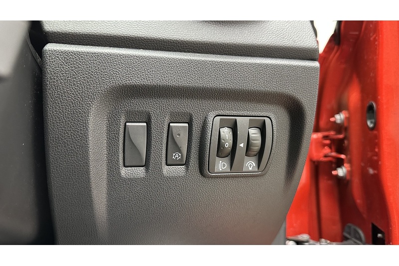 Renault Captur TCe ENERGY Iconic - U3011