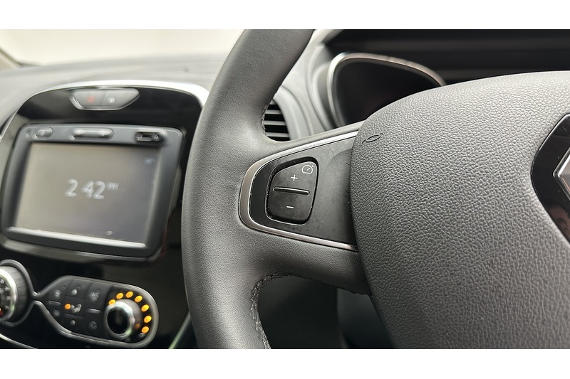 Renault Captur TCe ENERGY Iconic - U3011