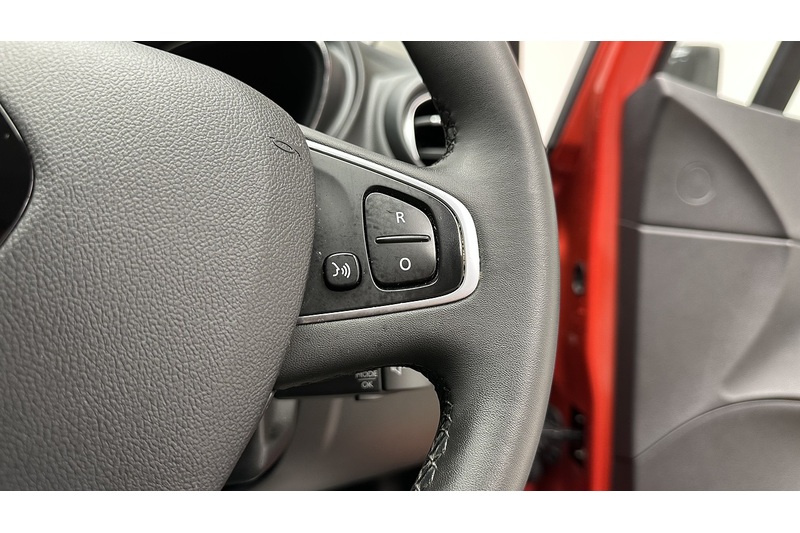 Renault Captur TCe ENERGY Iconic - U3011