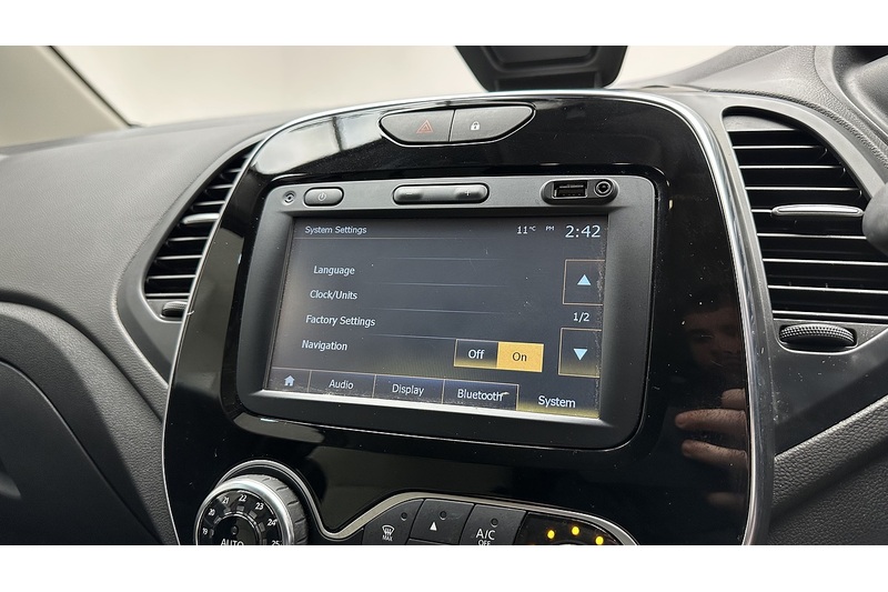 Renault Captur TCe ENERGY Iconic - U3011