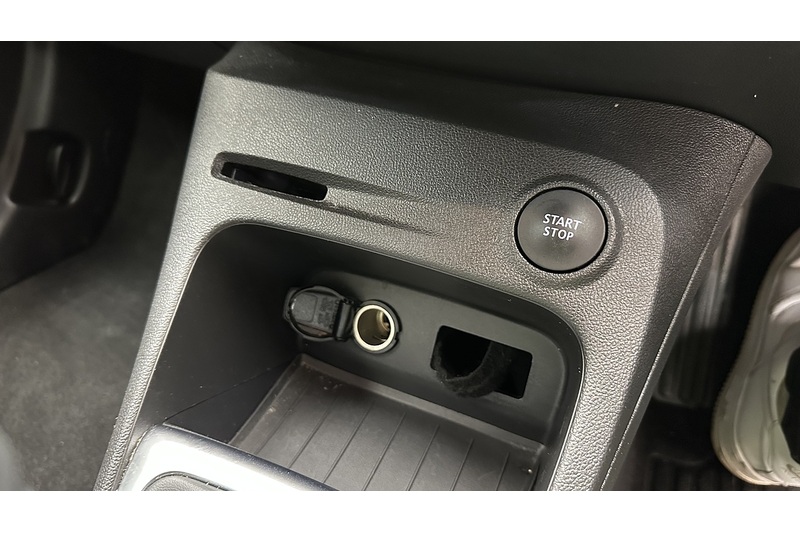 Renault Captur TCe ENERGY Iconic - U3011