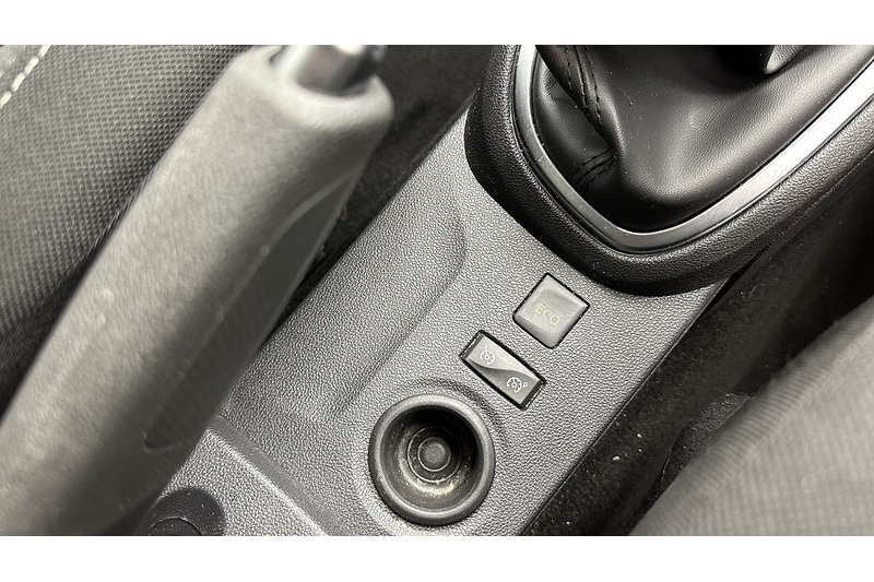 Renault Captur TCe ENERGY Iconic - U3011