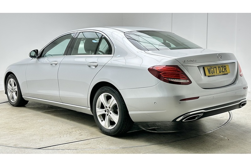 Mercedes-Benz E Class E220d SE - U3016