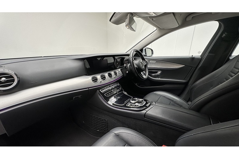 Mercedes-Benz E Class E220d SE - U3016