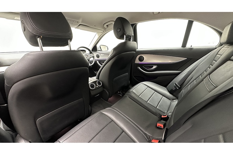 Mercedes-Benz E Class E220d SE - U3016