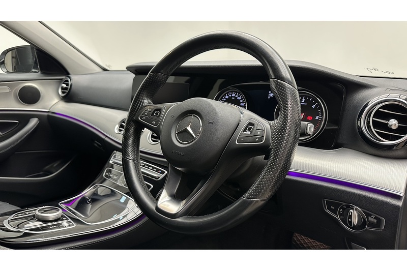 Mercedes-Benz E Class E220d SE - U3016