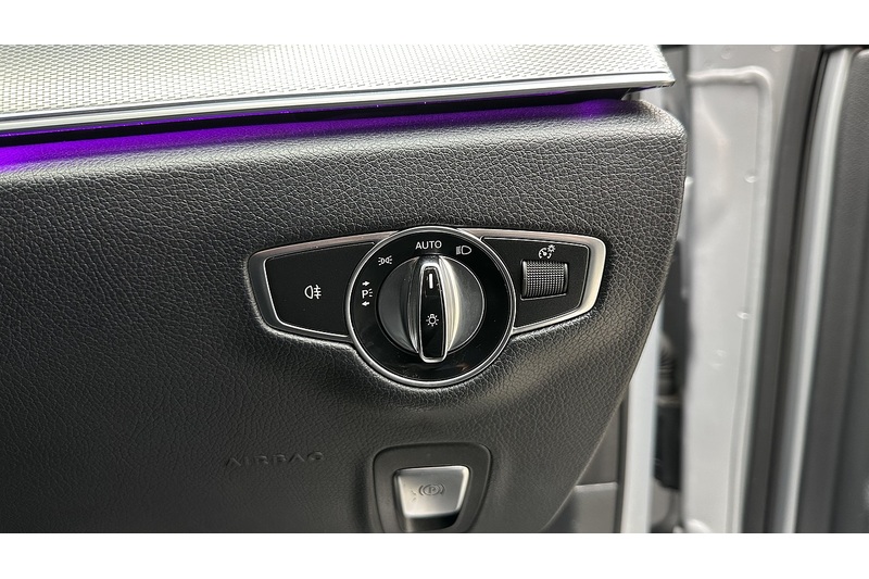 Mercedes-Benz E Class E220d SE - U3016