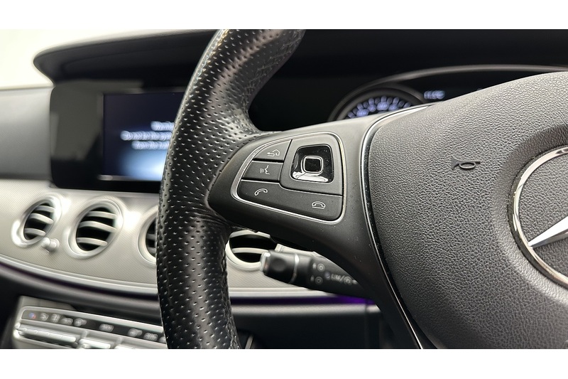 Mercedes-Benz E Class E220d SE - U3016