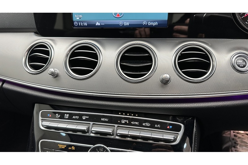 Mercedes-Benz E Class E220d SE - U3016