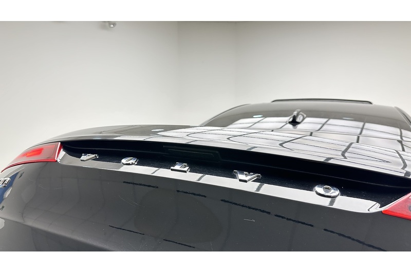 Volvo S90 D4 R-Design Pro - U3017