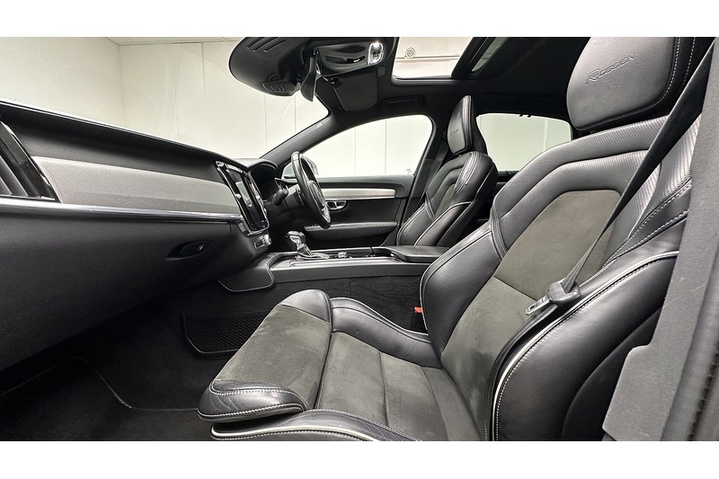 Volvo S90 D4 R-Design Pro - U3017