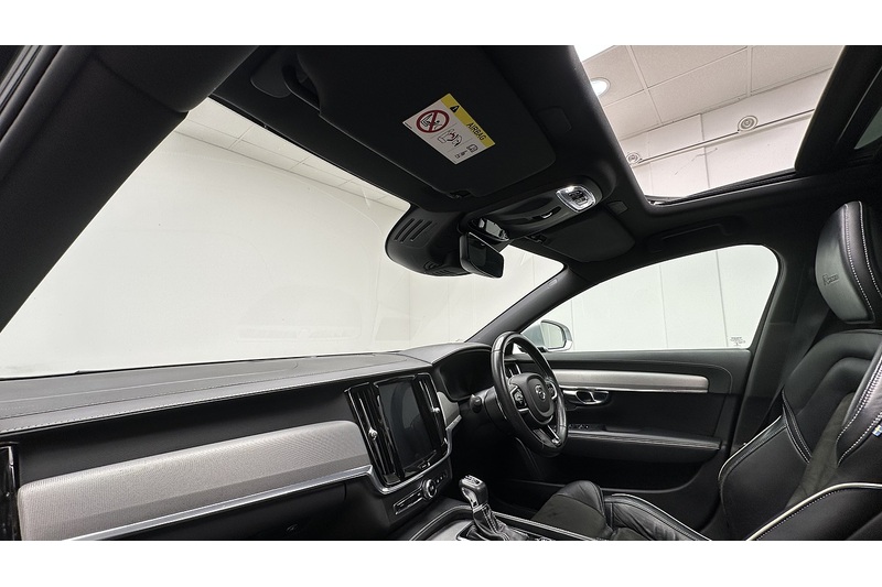 Volvo S90 D4 R-Design Pro - U3017