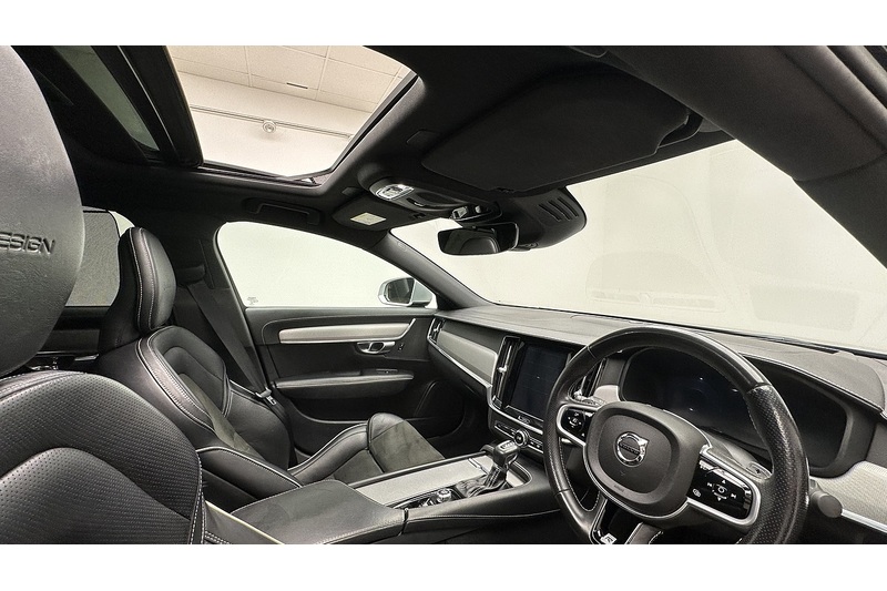 Volvo S90 D4 R-Design Pro - U3017