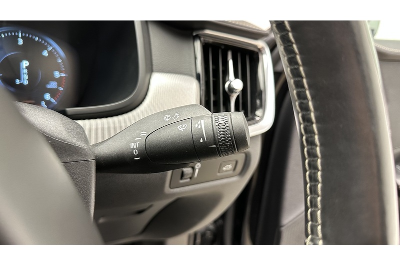 Volvo S90 D4 R-Design Pro - U3017