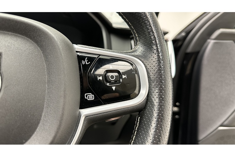 Volvo S90 D4 R-Design Pro - U3017