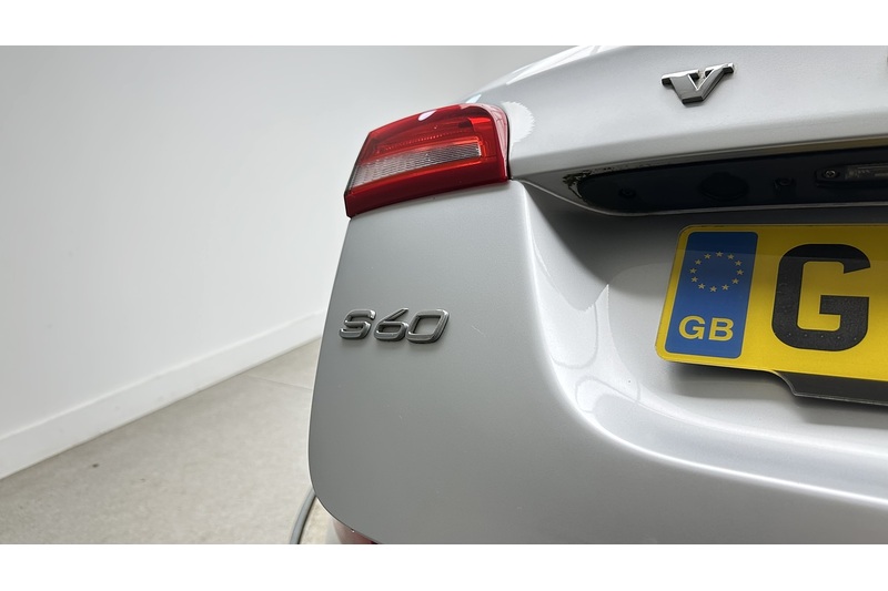Volvo S60 T3 Business Edition - U3020