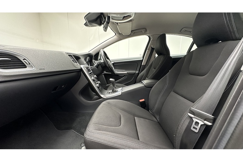 Volvo S60 T3 Business Edition - U3020