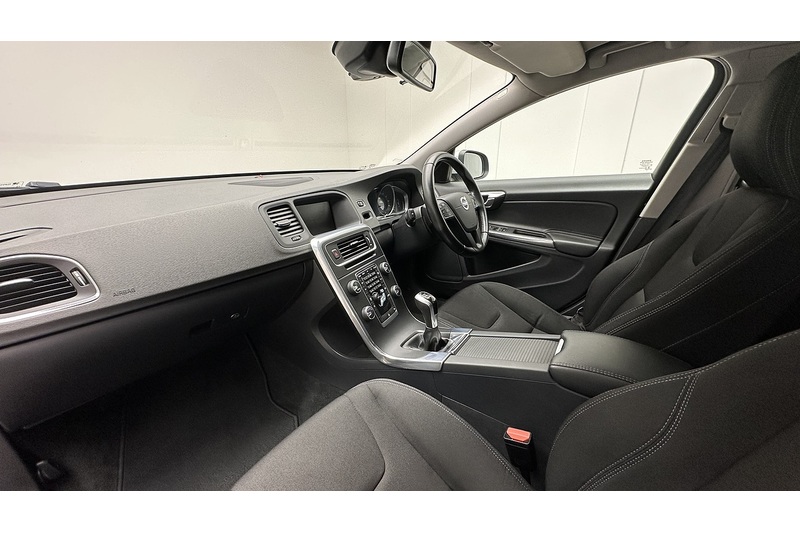 Volvo S60 T3 Business Edition - U3020
