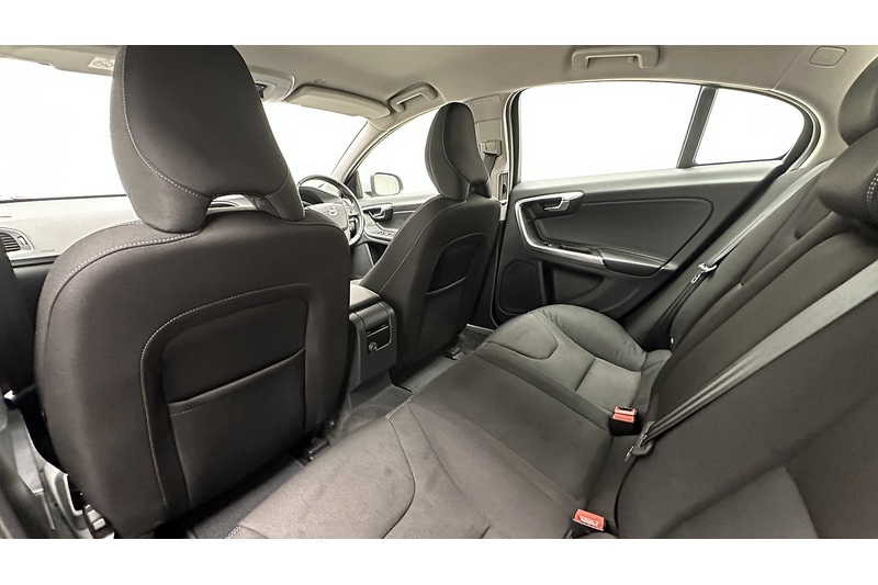 Volvo S60 T3 Business Edition - U3020