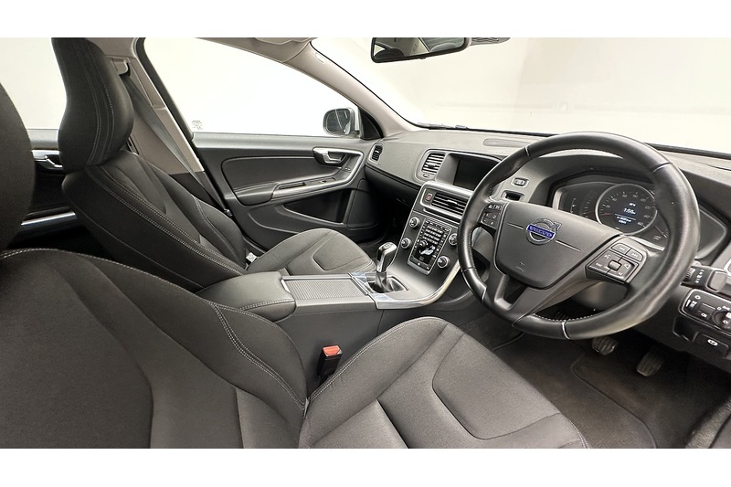 Volvo S60 T3 Business Edition - U3020