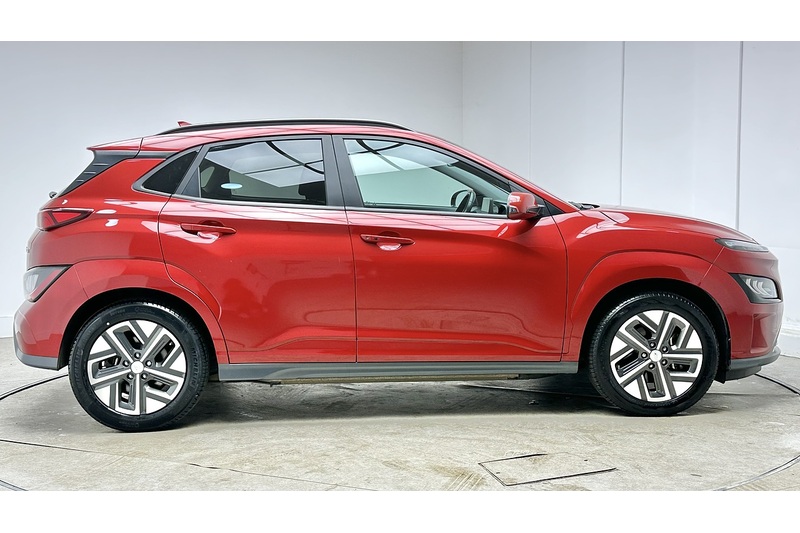 Hyundai KONA Premium - U3036