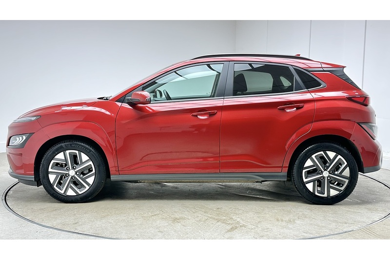 Hyundai KONA Premium - U3036