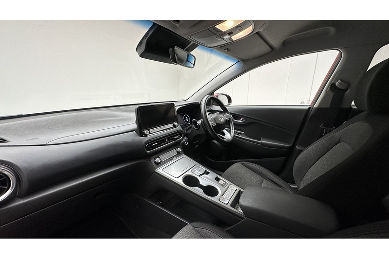 Hyundai KONA Premium - U3036