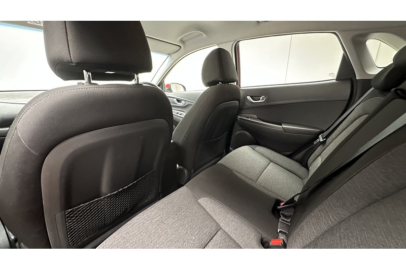 Hyundai KONA Premium - U3036