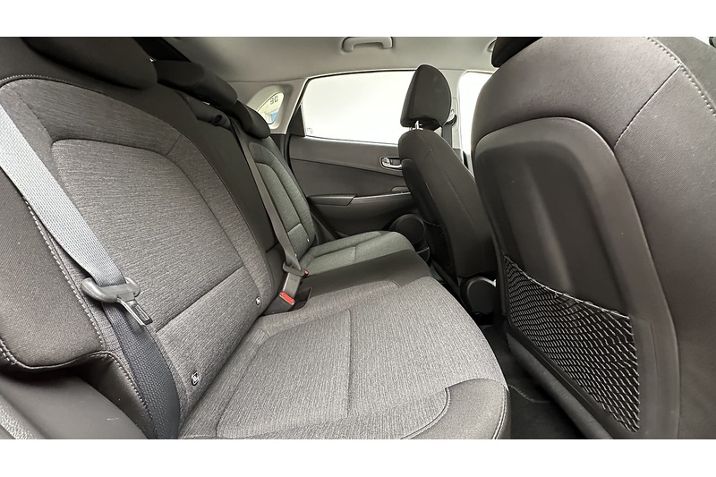 Hyundai KONA Premium - U3036