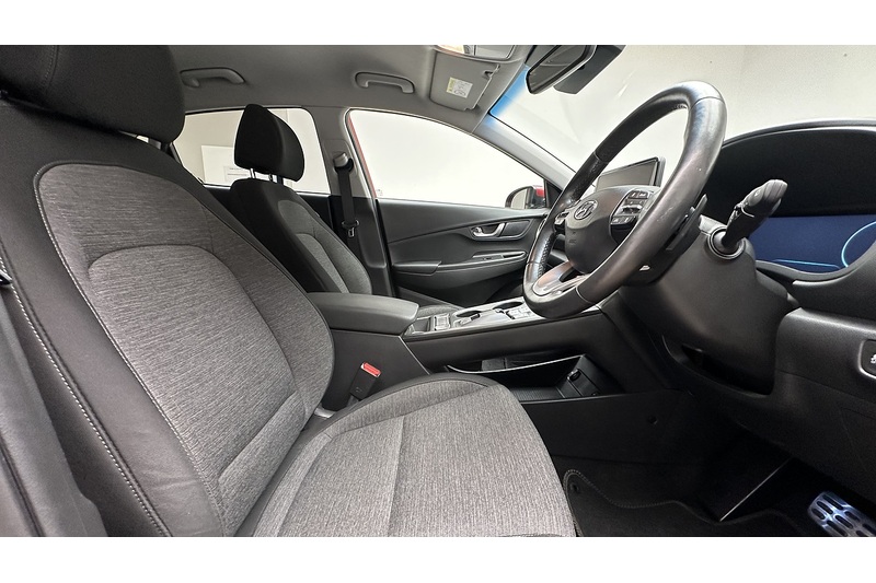 Hyundai KONA Premium - U3036
