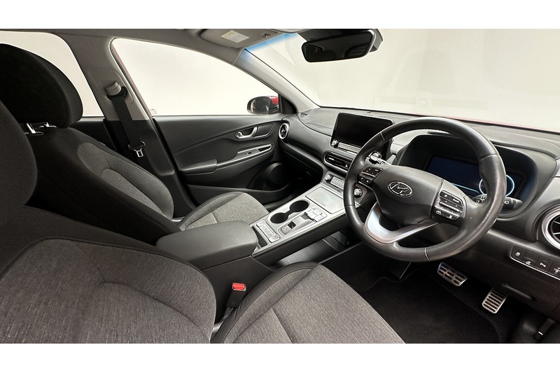 Hyundai KONA Premium - U3036