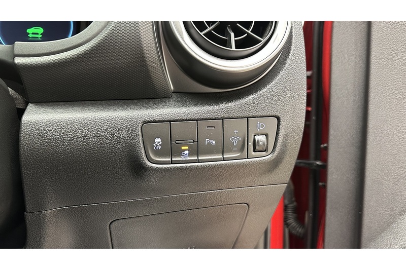 Hyundai KONA Premium - U3036