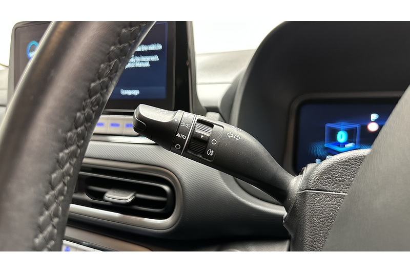 Hyundai KONA Premium - U3036