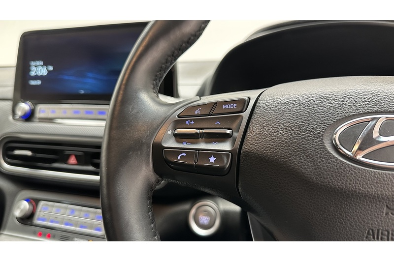 Hyundai KONA Premium - U3036
