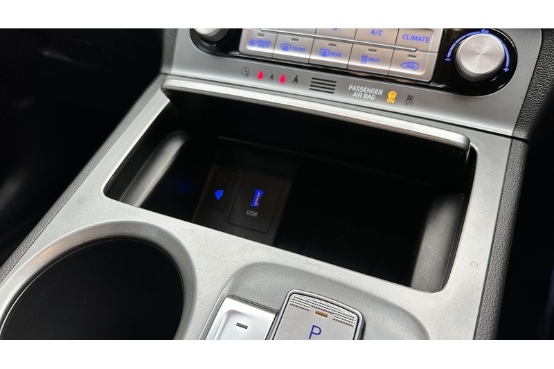 Hyundai KONA Premium - U3036