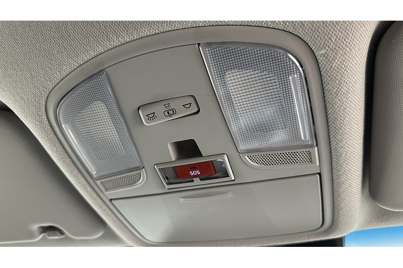 Hyundai KONA Premium - U3036