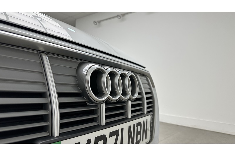 Audi e-tron Sport - U3037