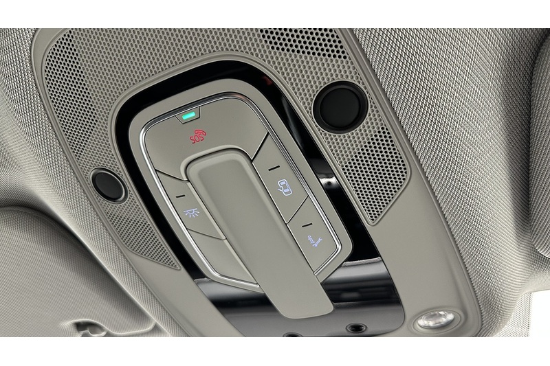 Audi e-tron Sport - U3037