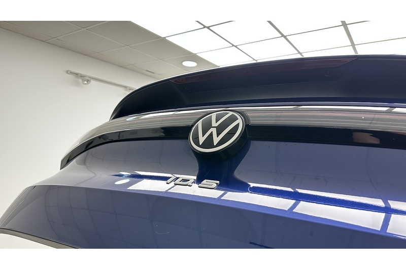 Volkswagen ID.5 Pro Style - U3039