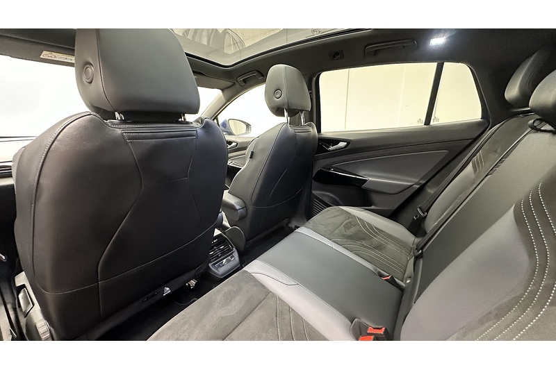 Volkswagen ID.5 Pro Style - U3039