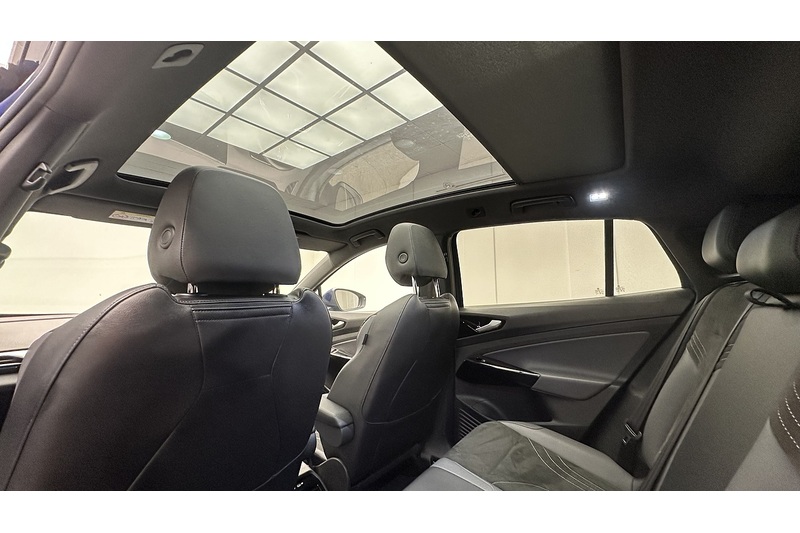 Volkswagen ID.5 Pro Style - U3039