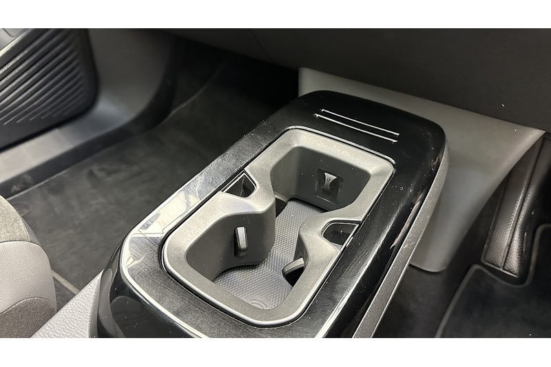 Volkswagen ID.5 Pro Style - U3039