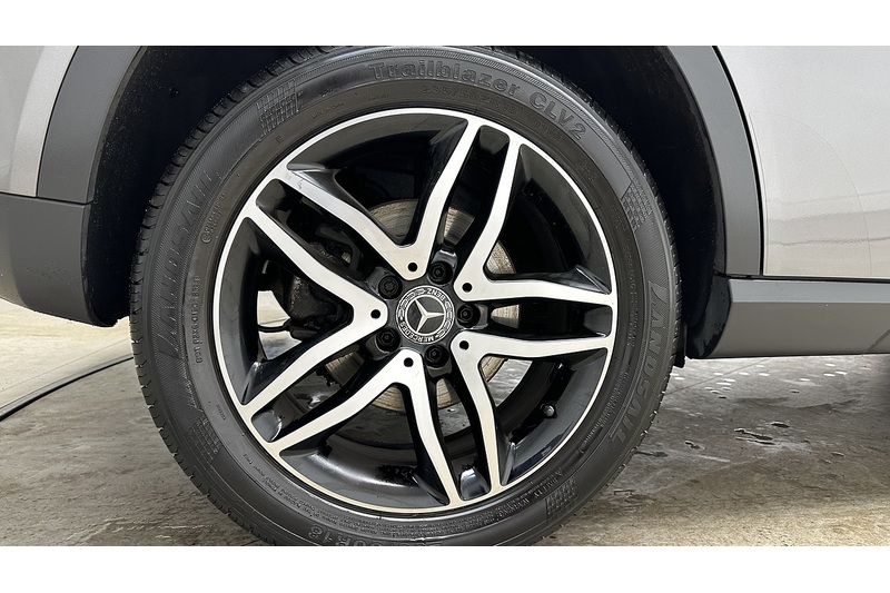 Mercedes-Benz GLA GLA180 Urban Edition - U3043