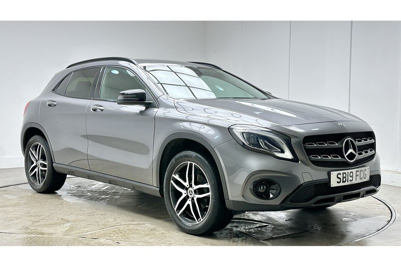 Mercedes-Benz GLA GLA180 Urban Edition - U3043
